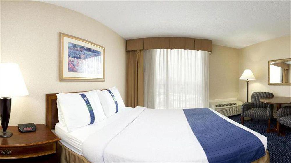 Holiday Inn Akron-West By Ihg Montrose Eksteriør billede